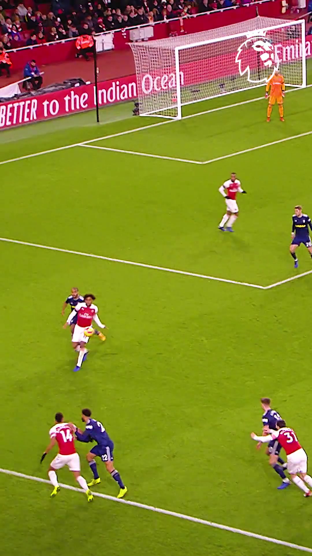 完美的7脚传递阿森纳